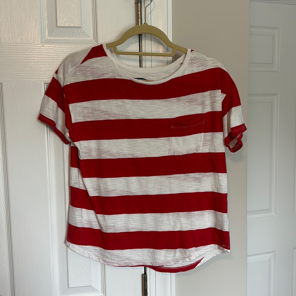 Old Navy Red Coral and White Striped Short Sleeve Pocket Tee Size M